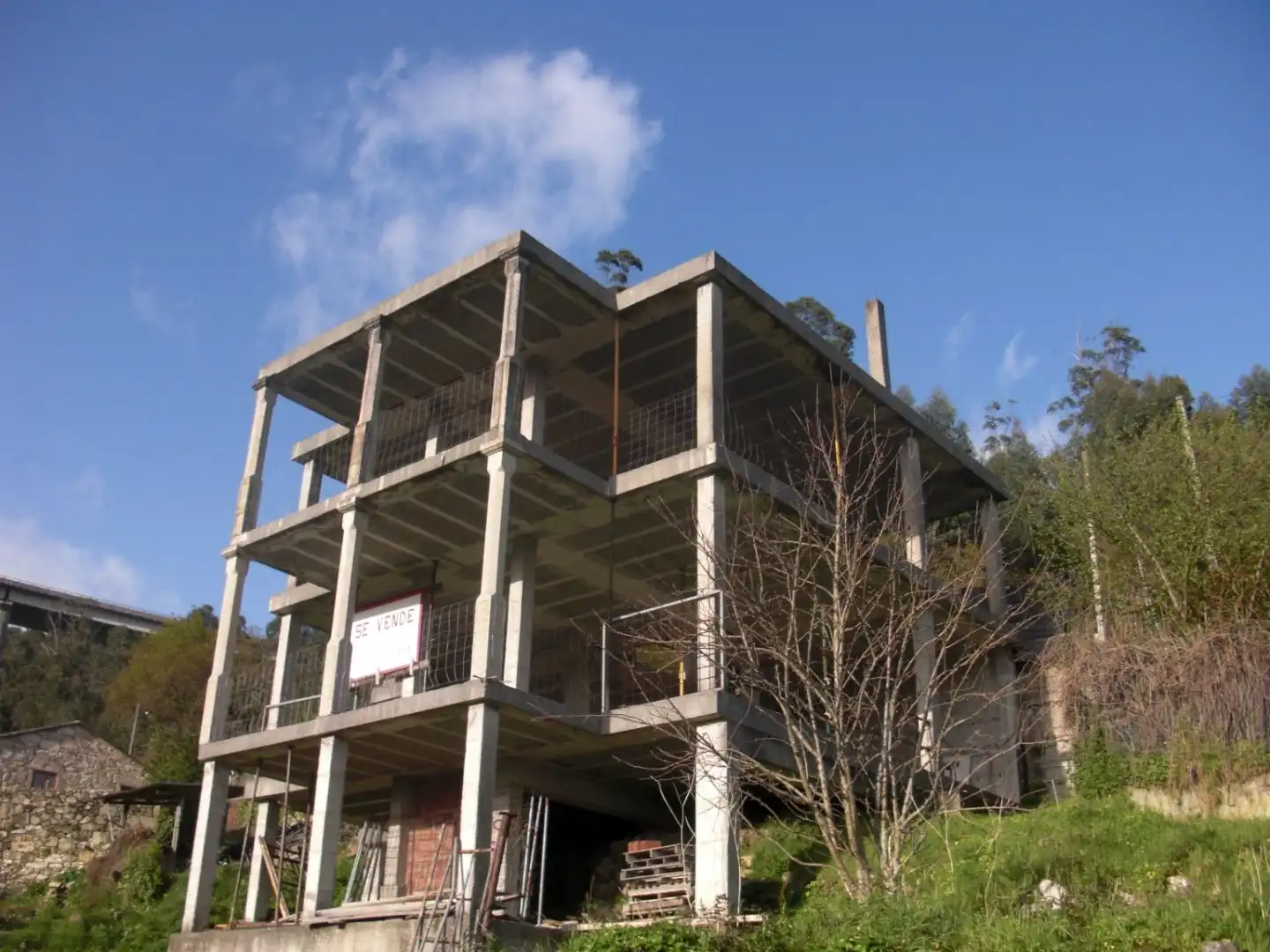 Vista exterior de Casa o xalet en venda en Moaña amb Calefacció, Jardí privat i Parquet