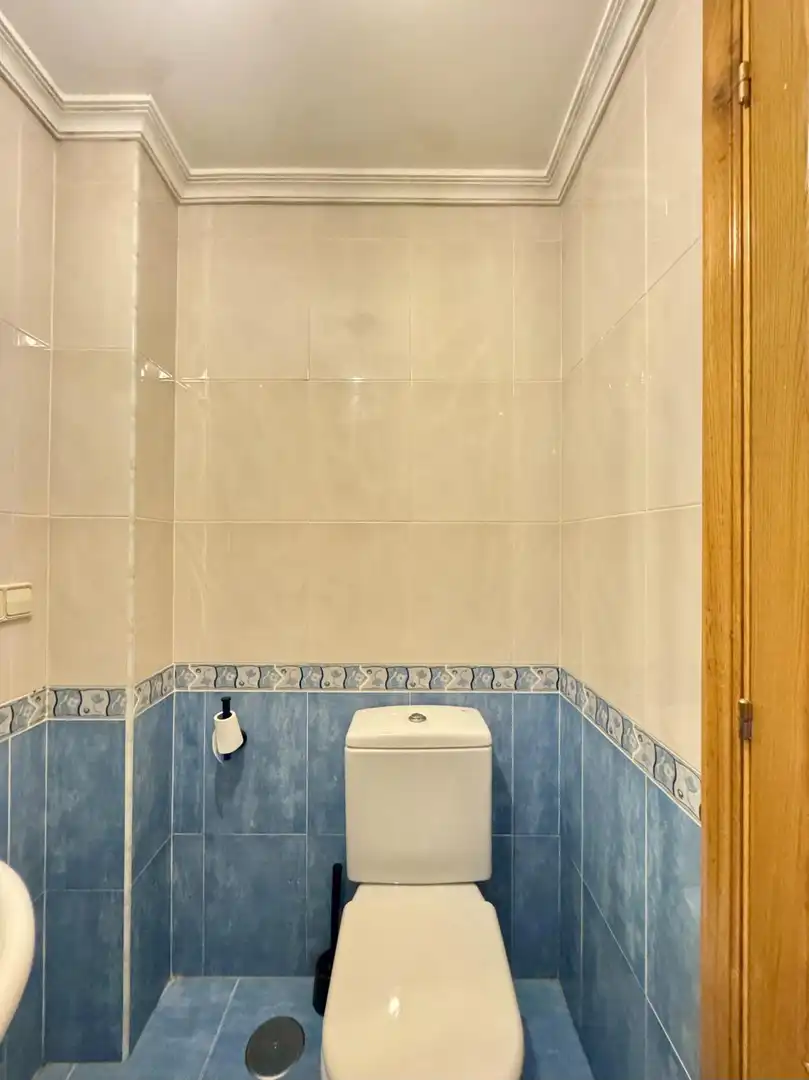 Badezimmer von Wohnung zum Verkauf in O Grove   mit Heizung, Terrasse und Abstellraum