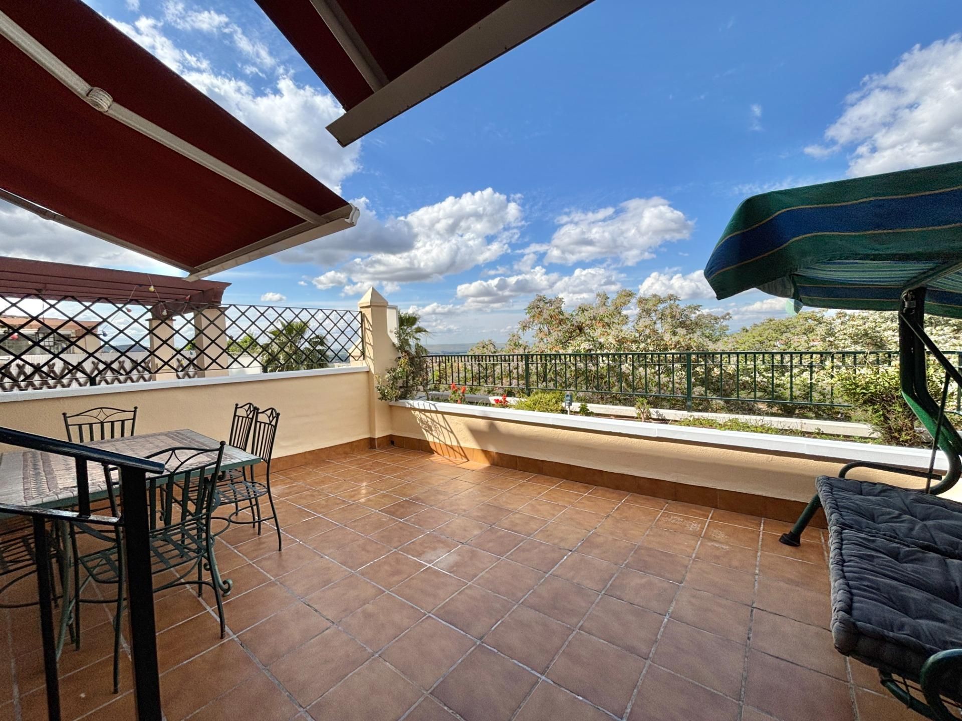 Terrassa de Casa adosada en venda en Antequera amb Aire condicionat, Jardí privat i Terrassa