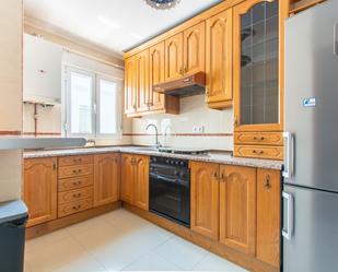 Kitchen of Flat for sale in San Fernando de Henares  with Heating and Terrace