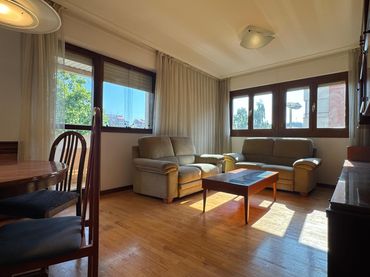 Appartamento con balcone in vendita a Avenida República Argentina