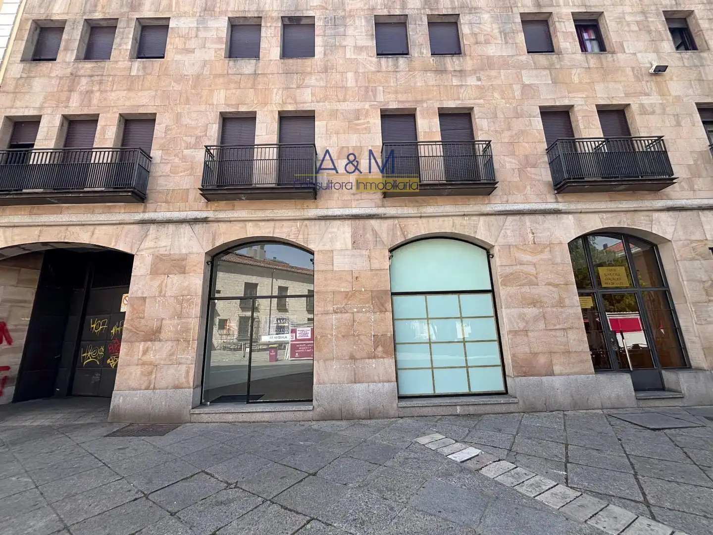 Vista exterior de Local de lloguer en San Martín