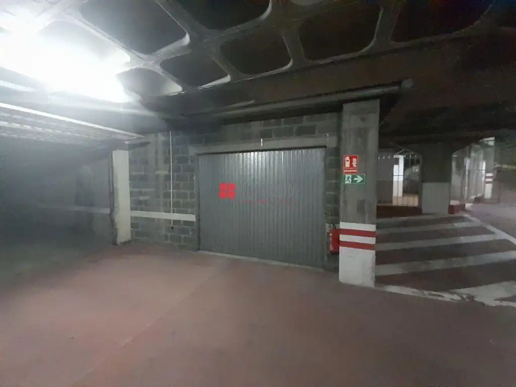 Business premises for sale in San Pedro de Mezonzo, imagen 4
