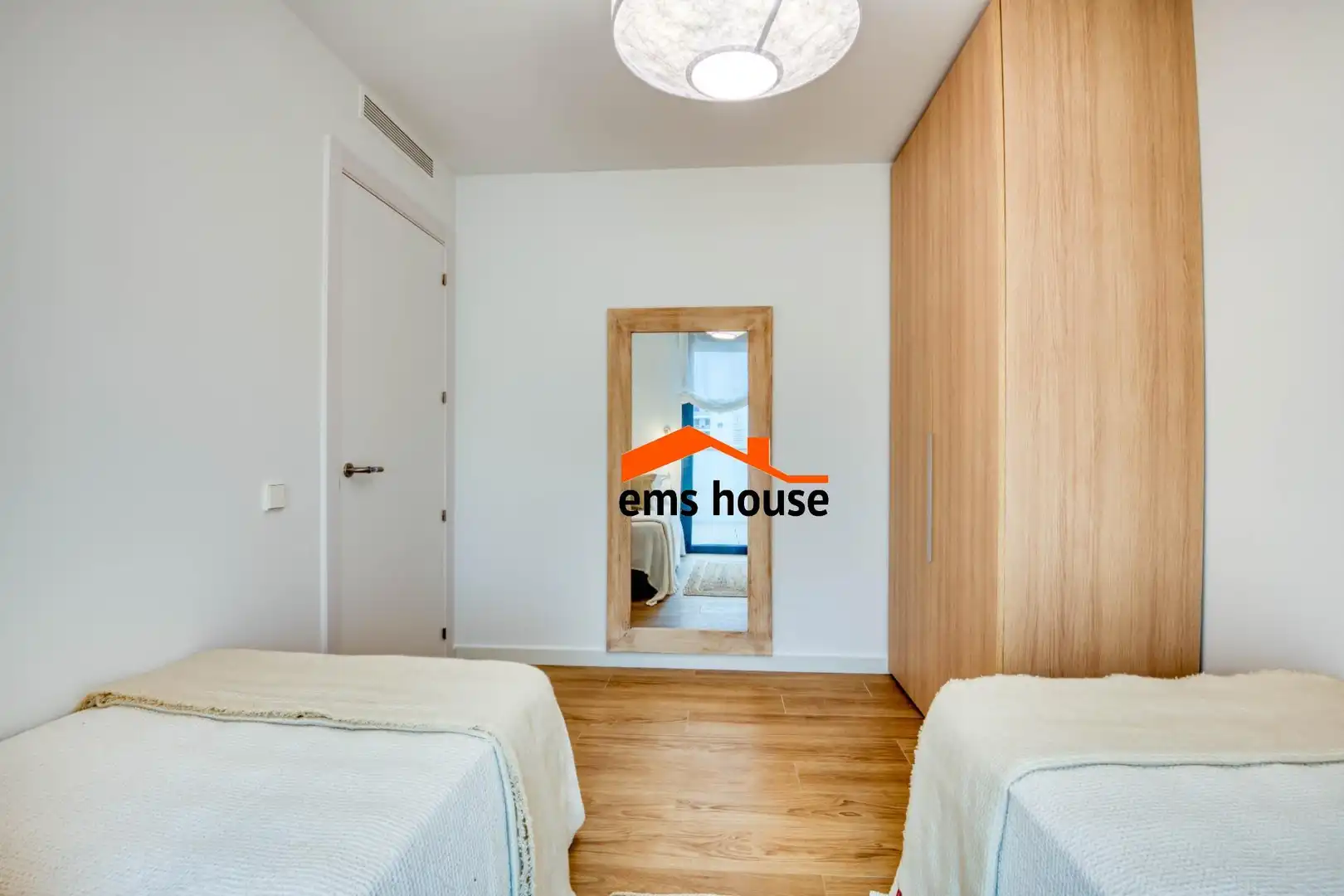 Habitación de Ático en venta en Calonge i Sant Antoni con Terraza, Trastero y Amueblado
