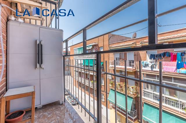 Piso en Venta en Calle San Basilio en Pradolongo