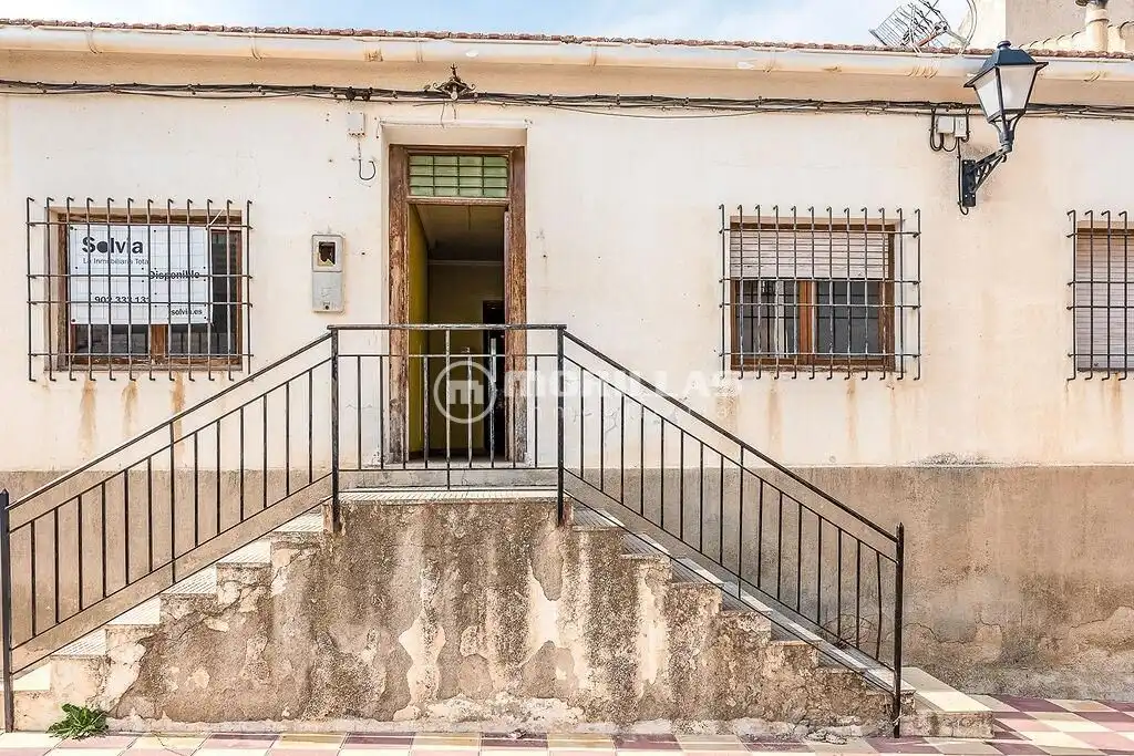 Vista exterior de Casa o xalet en venda en Caravaca de la Cruz amb Calefacció i Balcó
