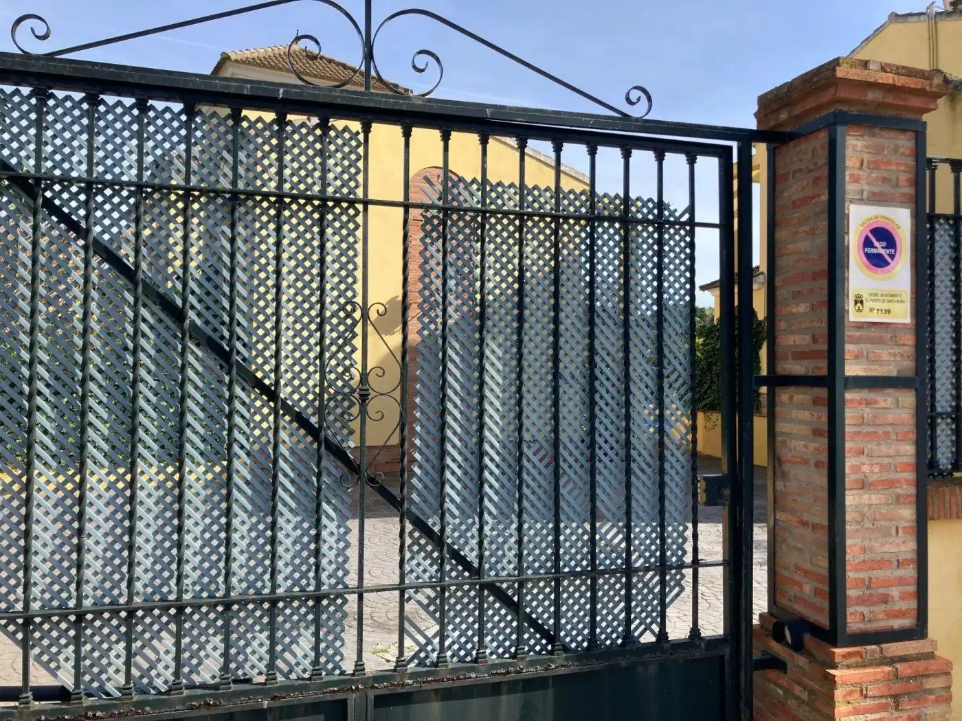Casa aparellada amb terrassa en venda a Vistahermosa - Fuentebravía, imagen 30