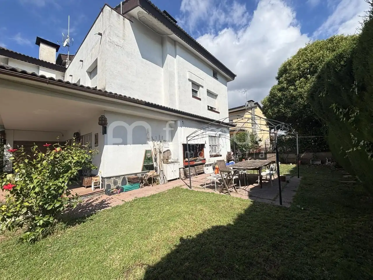 Vista exterior de Casa o chalet en venta en El Masnou con Aire acondicionado, Calefacción y Jardín privado
