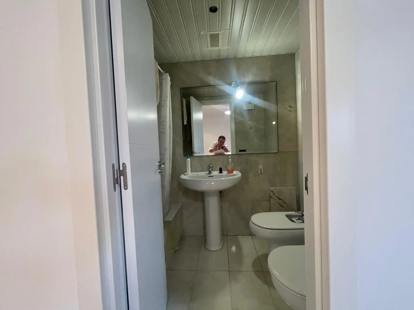 Bathroom of Attic for rent in Zaragoza  with Air Conditioner, Heating and Parquet flooring