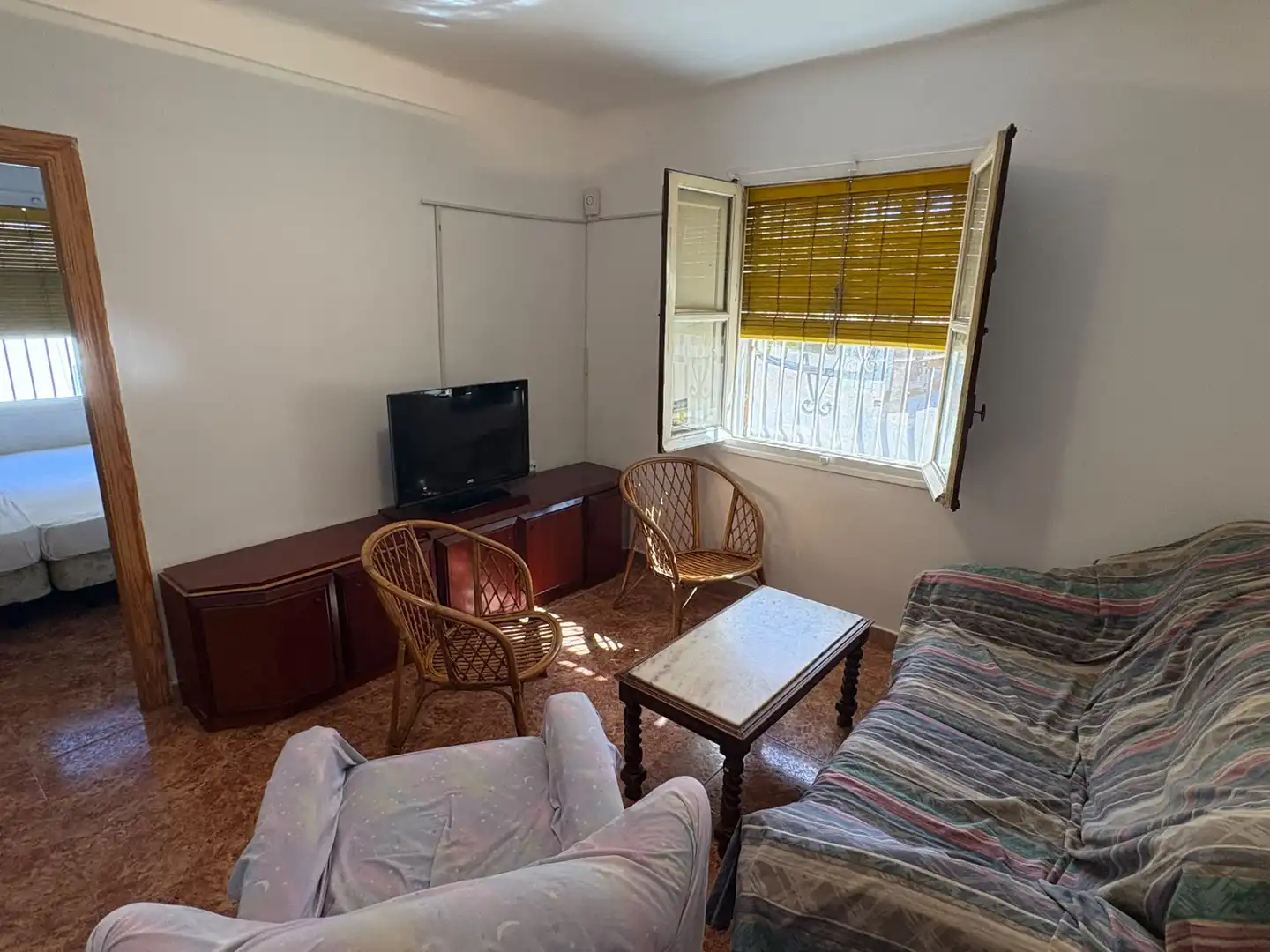 Sala d'estar de Pis de lloguer en Alicante / Alacant amb Moblat