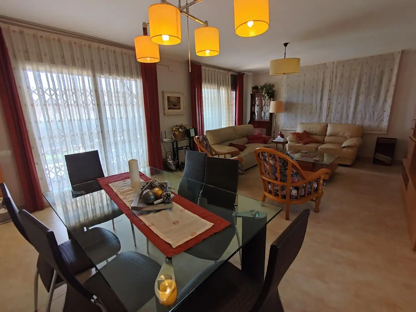 Comedor de Casa o chalet en venta en El Vendrell con Aire acondicionado, Calefacción y Jardín privado