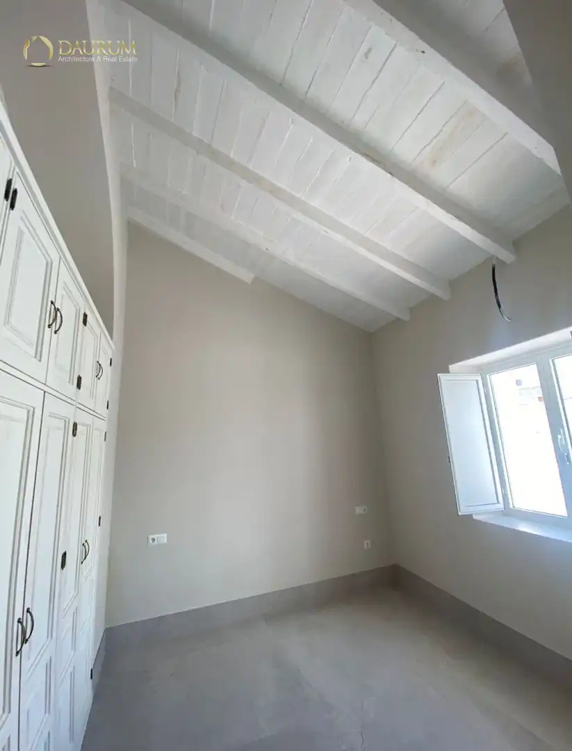 Flat for sale in Utrera  with Air Conditioner, Terrace and Furnished