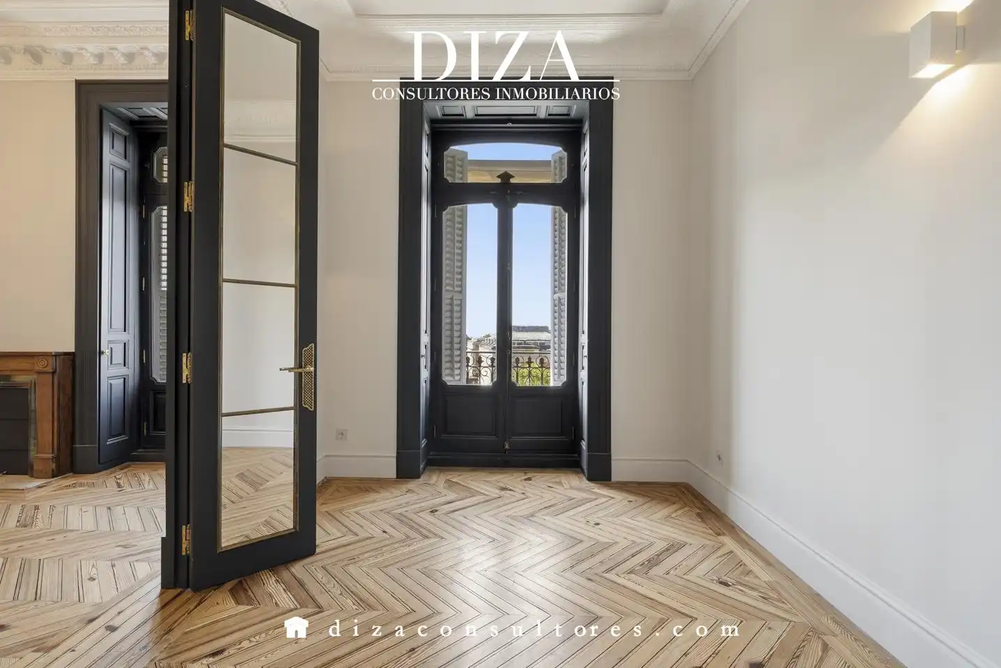 Exterior view of Flat for rent in Madrid  with Air Conditioner and Heating