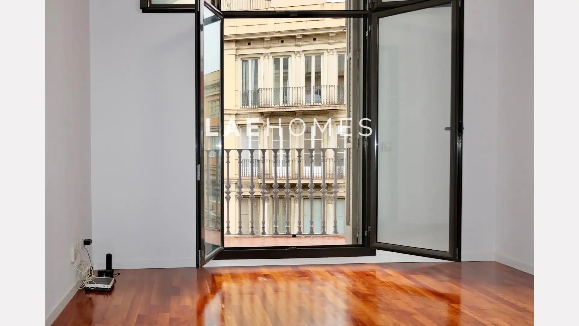 Piso con balcón en venta en Carrer BALMES, imagen 3