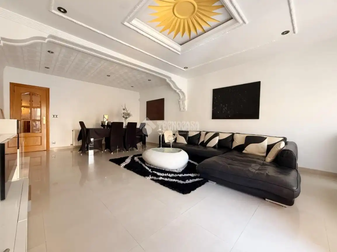 Piso en venta en Sant Boi de Llobregat, Barcelona