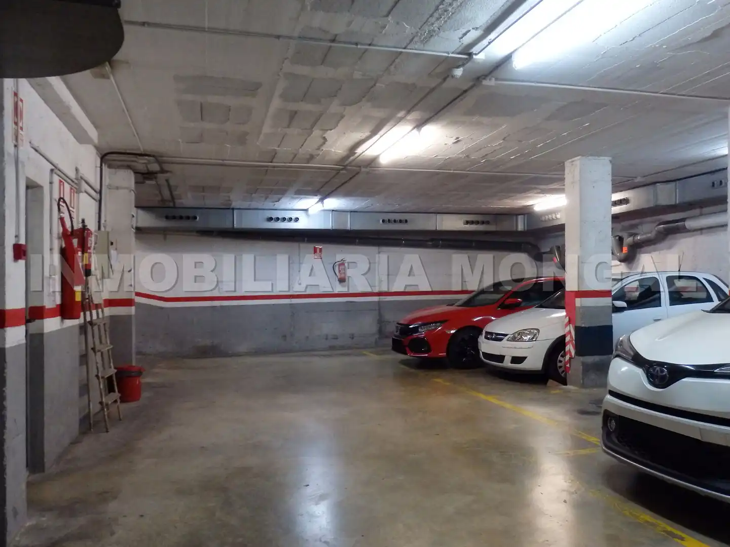 Einzelparkplatz zum Verkauf in Carrer de Girona 30, imagen 7