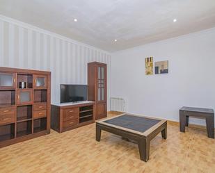 Sala d'estar de Casa adosada en venda en Las Gabias amb Terrassa