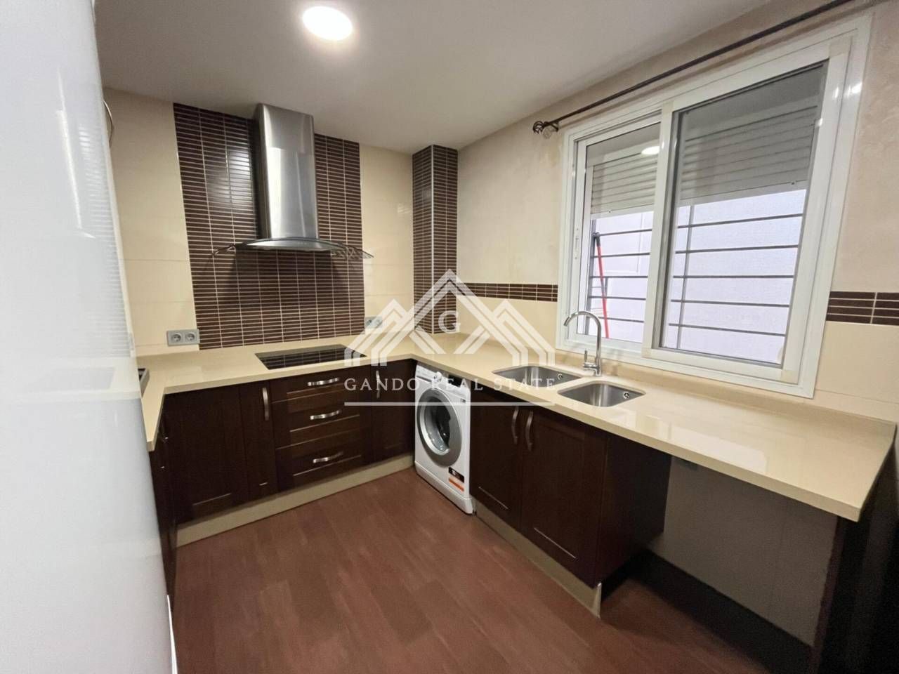 Kitchen of Flat to rent in Dos Hermanas  with Air Conditioner, Furnished and Community pool