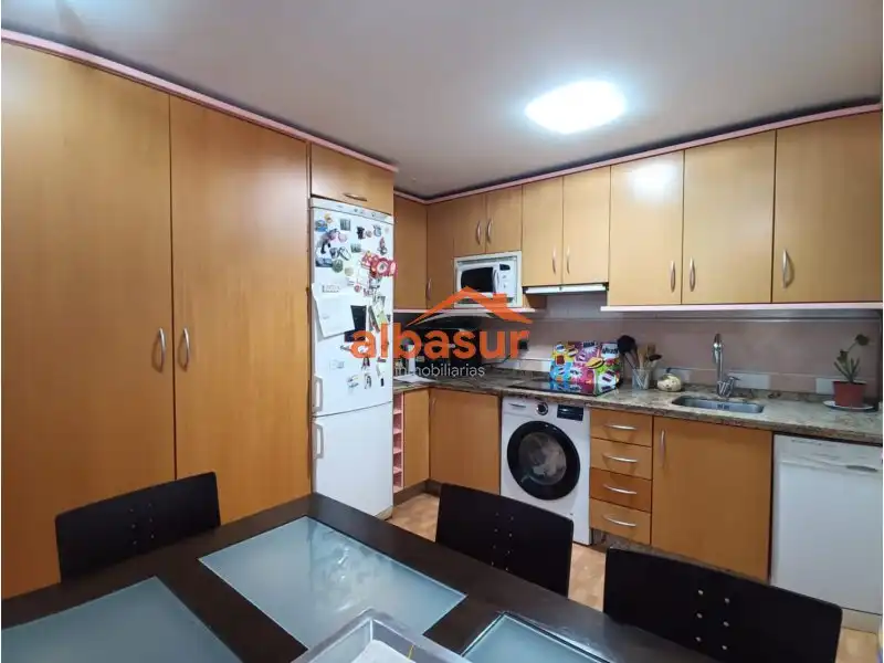 Kitchen of Flat for sale in Córdoba  with Air Conditioner and Heating