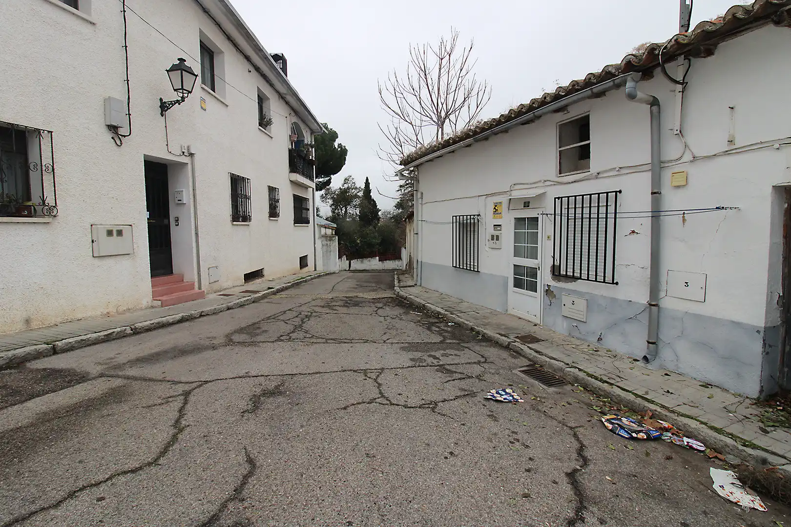 Vista exterior de Casa adosada en venda en Talamanca de Jarama amb Jardí privat, Parquet i Traster