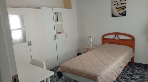 Foto 4 de Habitació a Carrer Reina Victoria, 111, Reina Victoria - Miguel Hernández, Elche / Elx