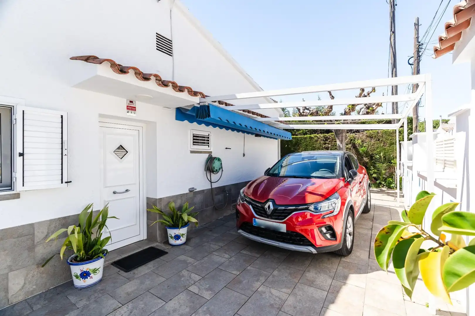 Aparcament de Casa o xalet en venda en Cambrils amb Aire condicionat, Calefacció i Jardí privat