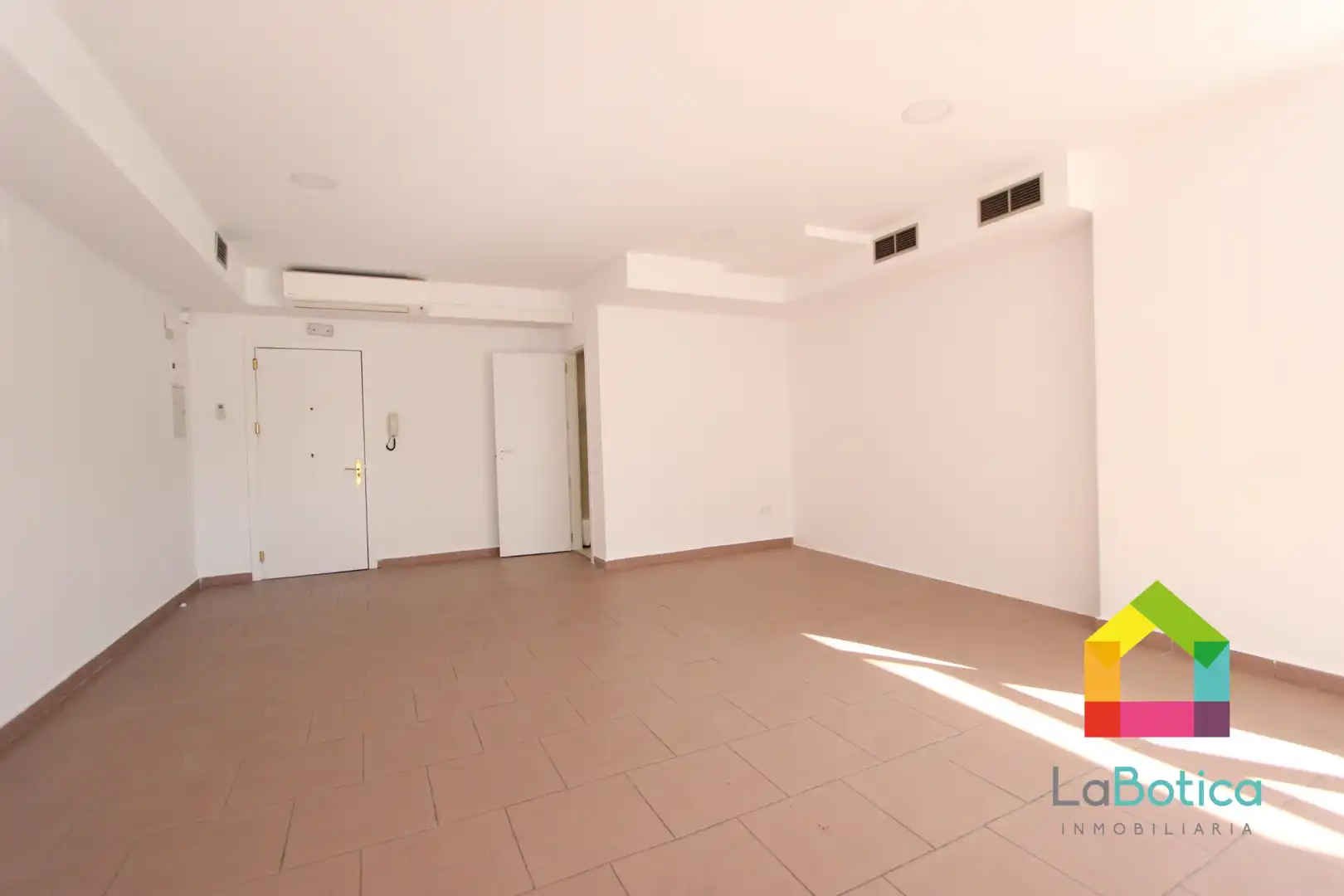Office space with lift to rent in Buenavista - Valparaíso - La Legua, imagen 6