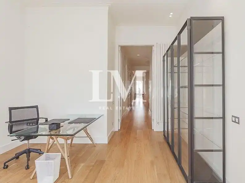 Apartament amb terrassa de lloguer a CORTS CATALANES, imagen 26