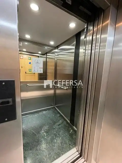 Bureau avec ascenseur à louer à De L'Hospitalet, imagen 14