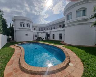 Swimming pool of Apartment for sale in Estepona  with Terrace and Swimming Pool