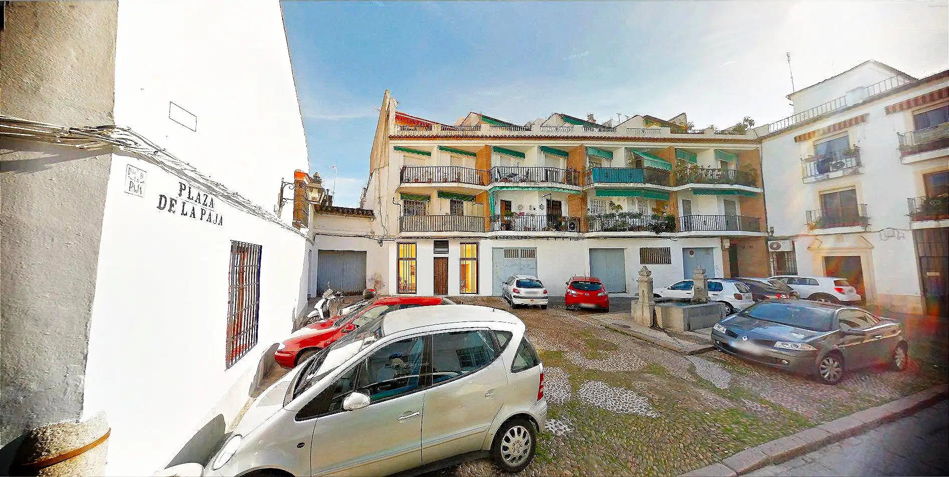 Vista exterior de Local en venta en Córdoba