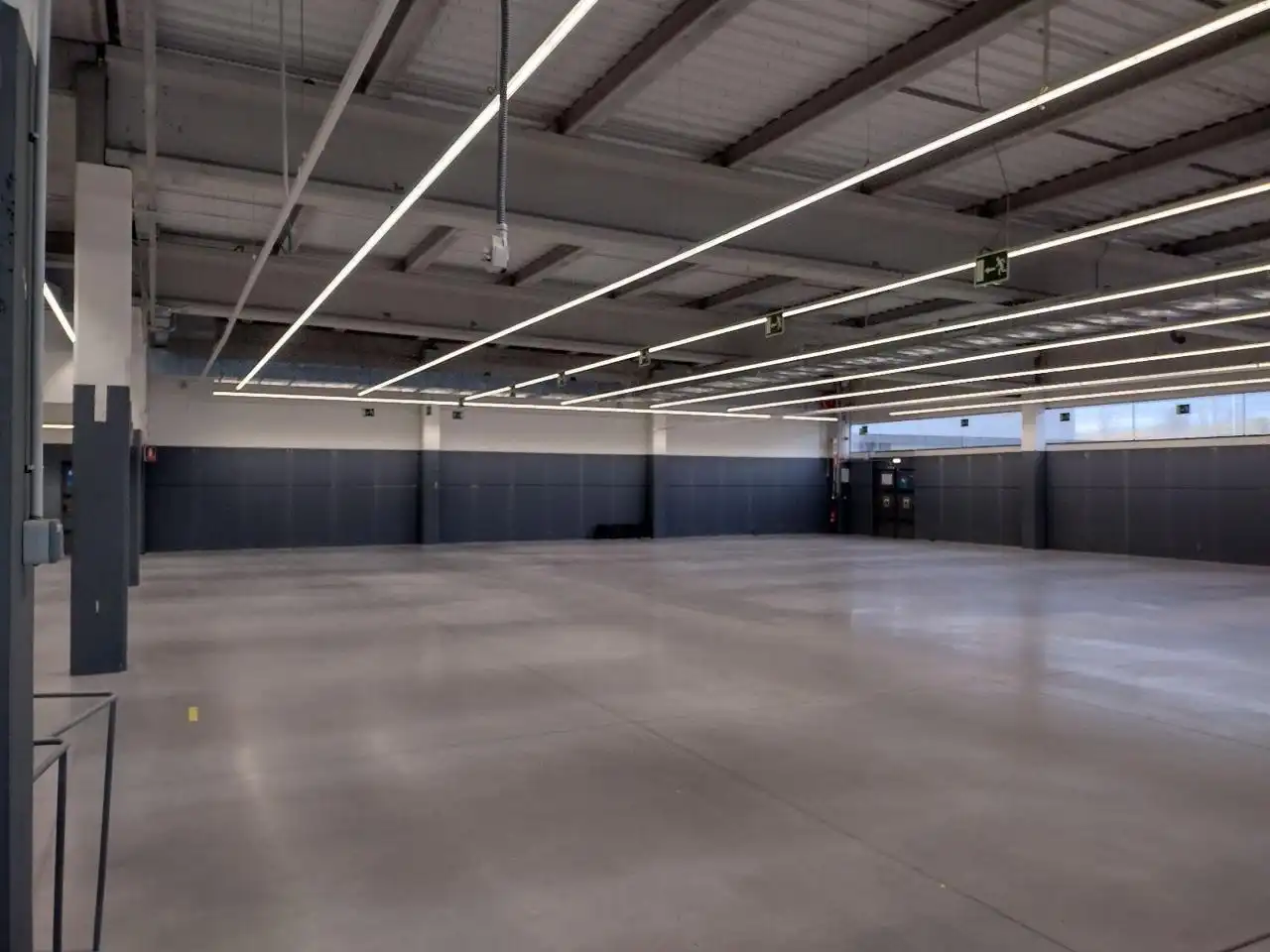 Fabrikhallen zur Miete in Riberas Del Ebro, Matillas - Californias