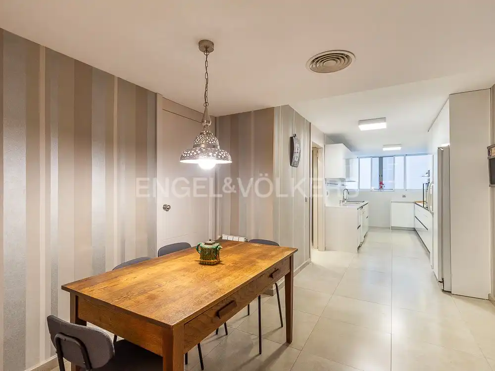 Cuina de Pis de lloguer en Valencia amb Aire condicionat, Calefacció i Parquet