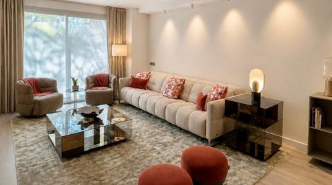 Foto 3 de Piso en venta en Finestrelles, Esplugues de Llobregat