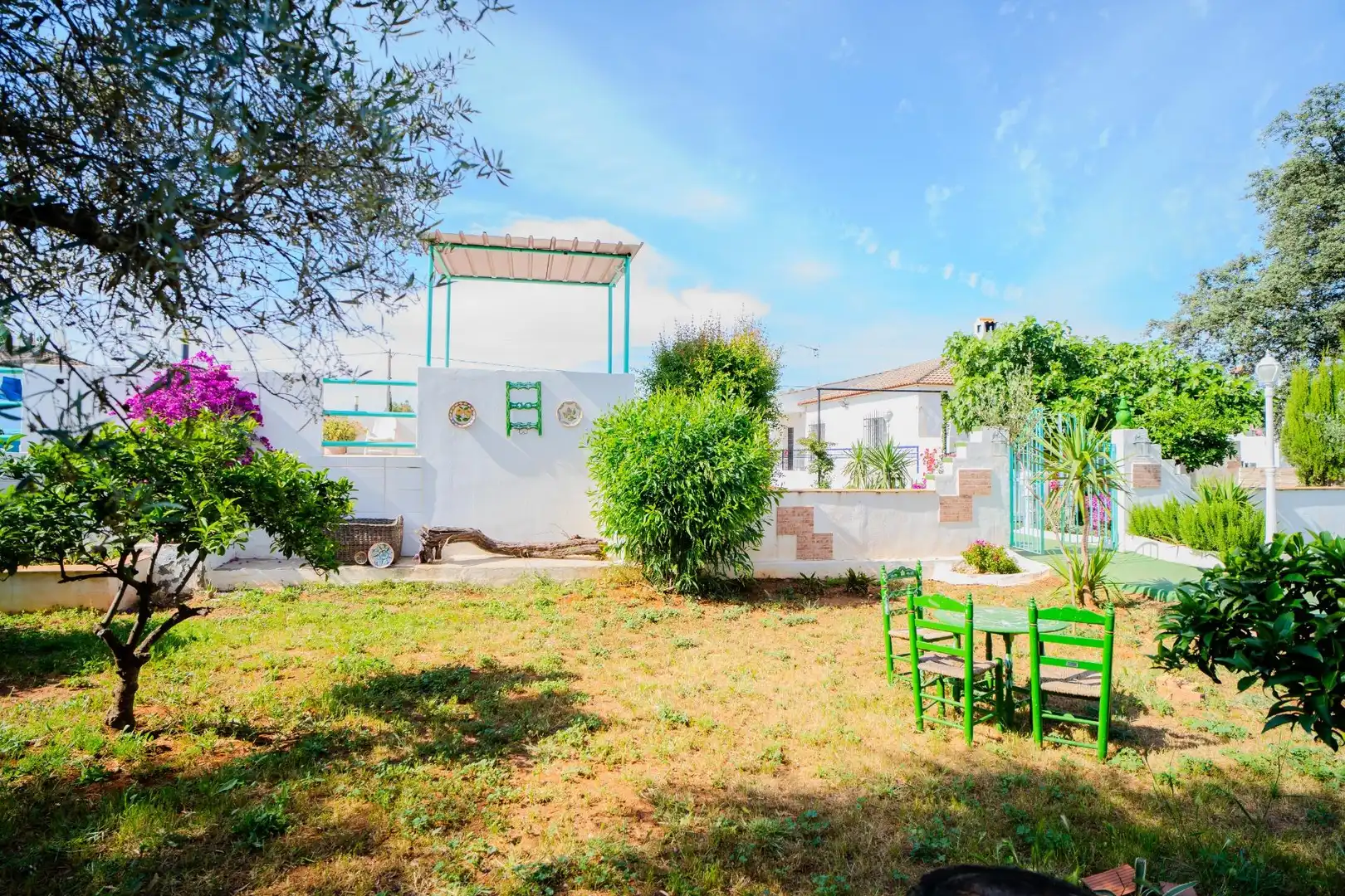 Garden of Houses for sale in Carmona  with Air Conditioner, Private garden and Terrace