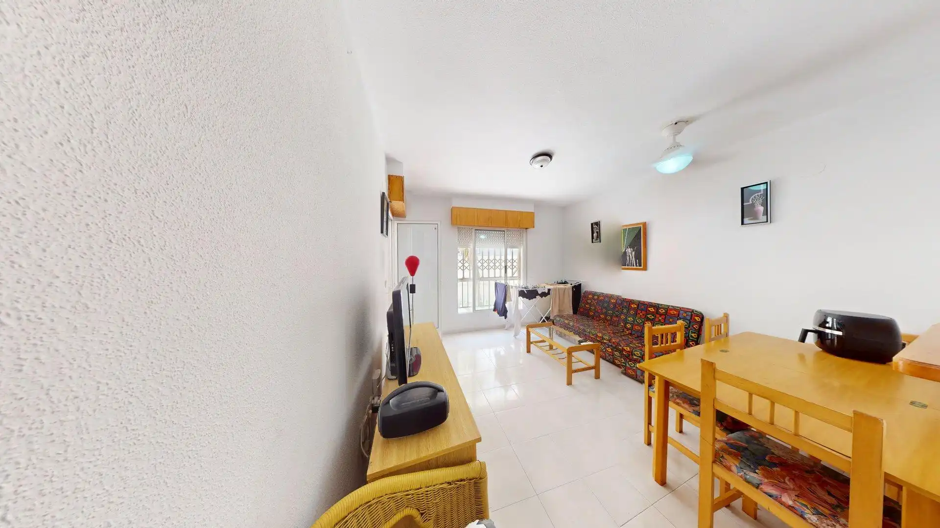 Sala d'estar de Planta baixa en venda en Torrevieja amb Moblat i Balcó