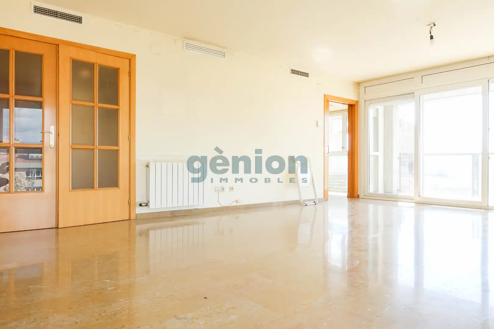 Appartamento con ascensore in vendita a Carrer Emili Grahit, imagen 5