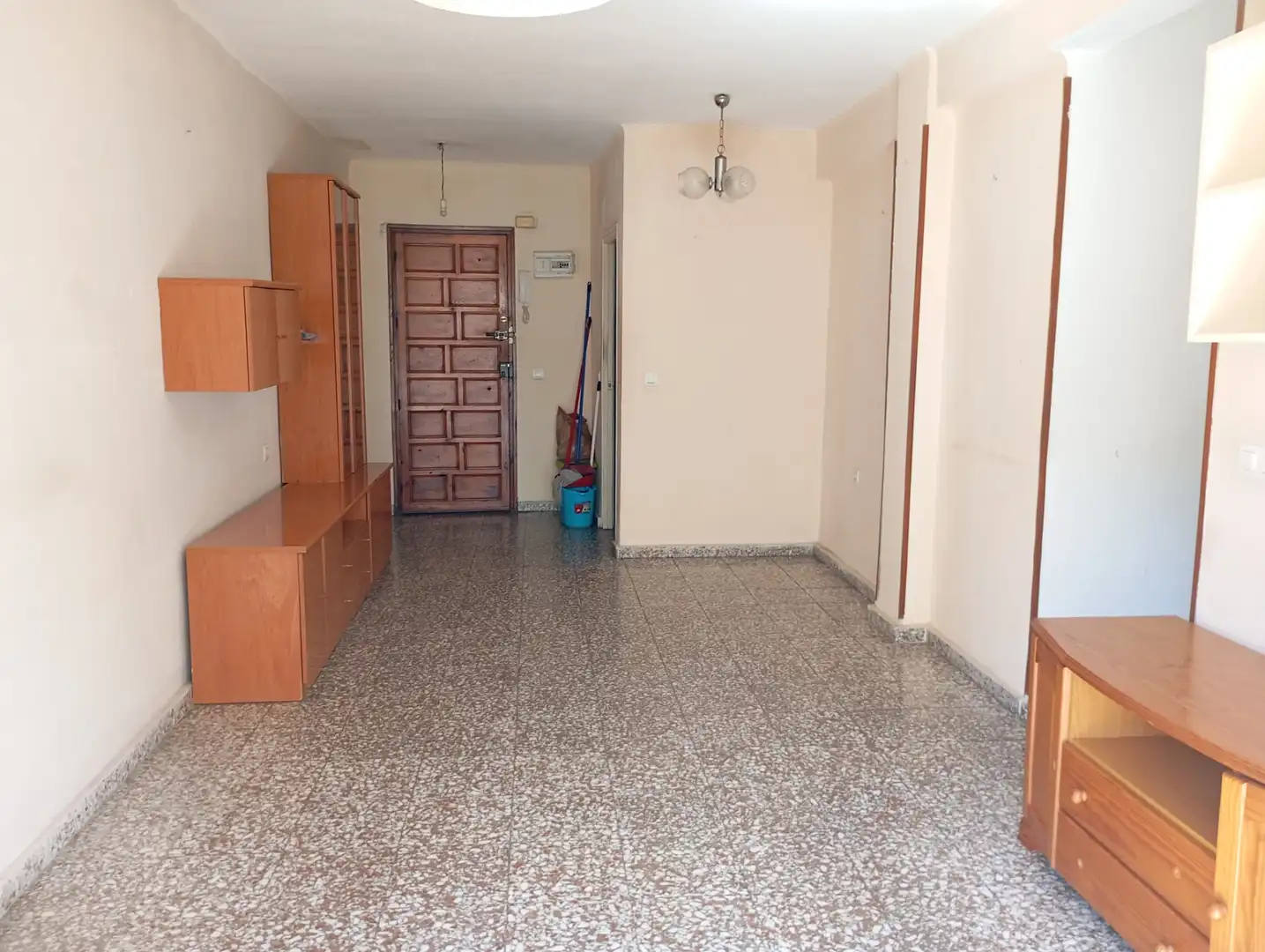 Wohnung zum Verkauf in Málaga mit Terrasse, Balkon und Alarm