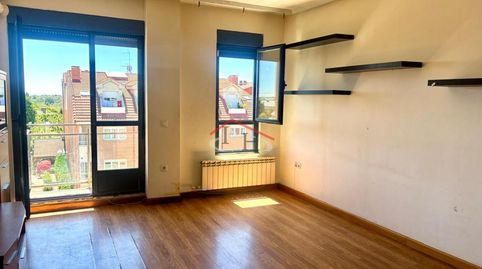 Foto 2 de Apartamento en venta en Avenida Astorga, Valverde de la Virgen, León