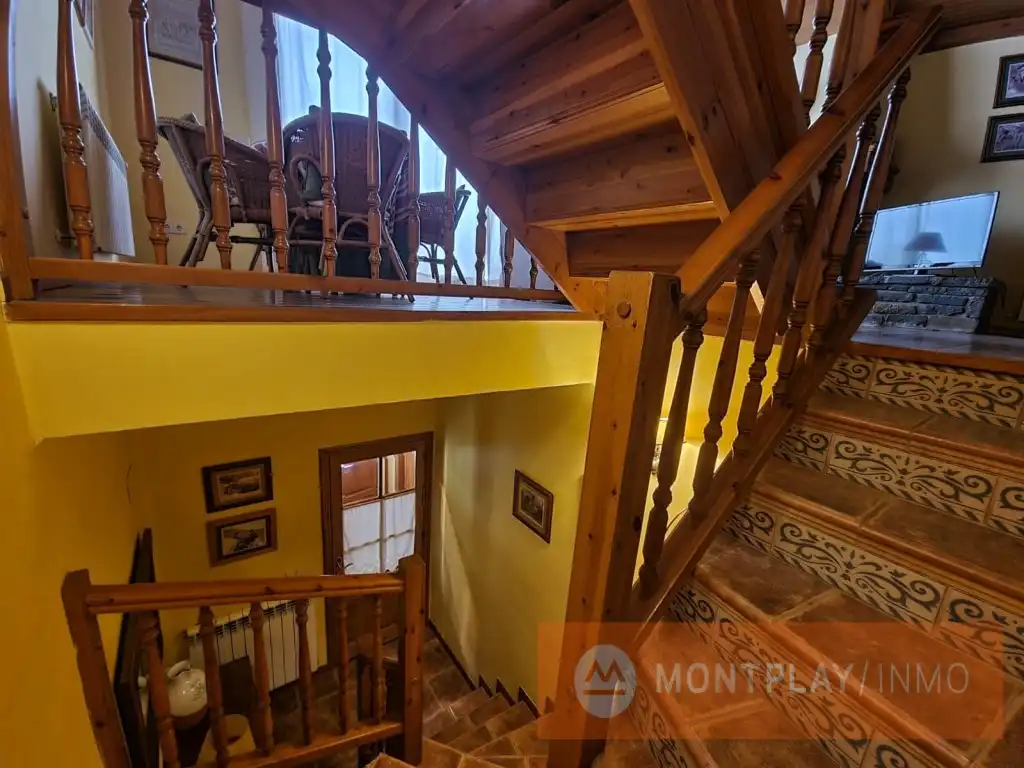 Detached homes for sale in Naut Aran