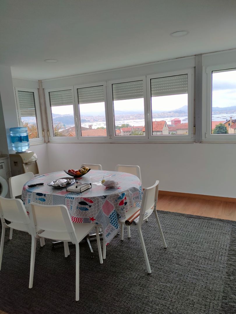 Comedor de Casa o chalet de alquiler en Moaña con Calefacción, Amueblado y Horno