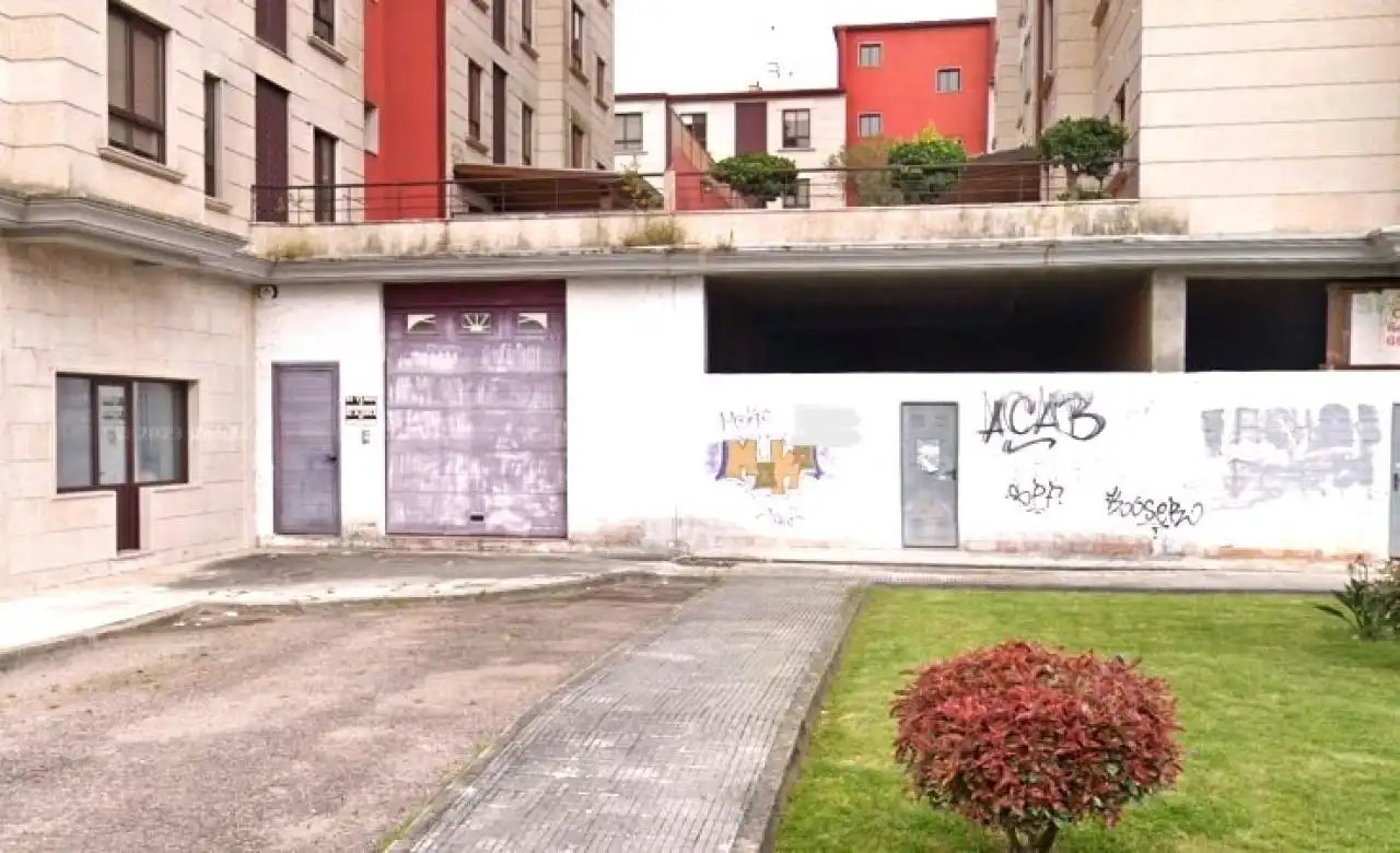 Local commercial à louer à Tui