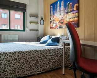 Bedroom of Flat to share in  Madrid Capital  with Heating, Furnished and Washing machine