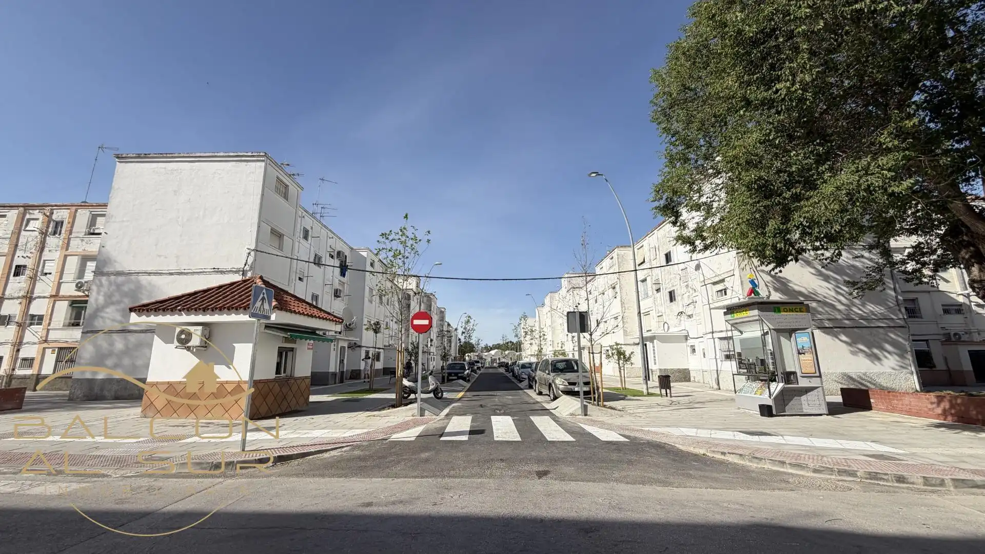 Vista exterior de Piso en venta en Rota con Aire acondicionado
