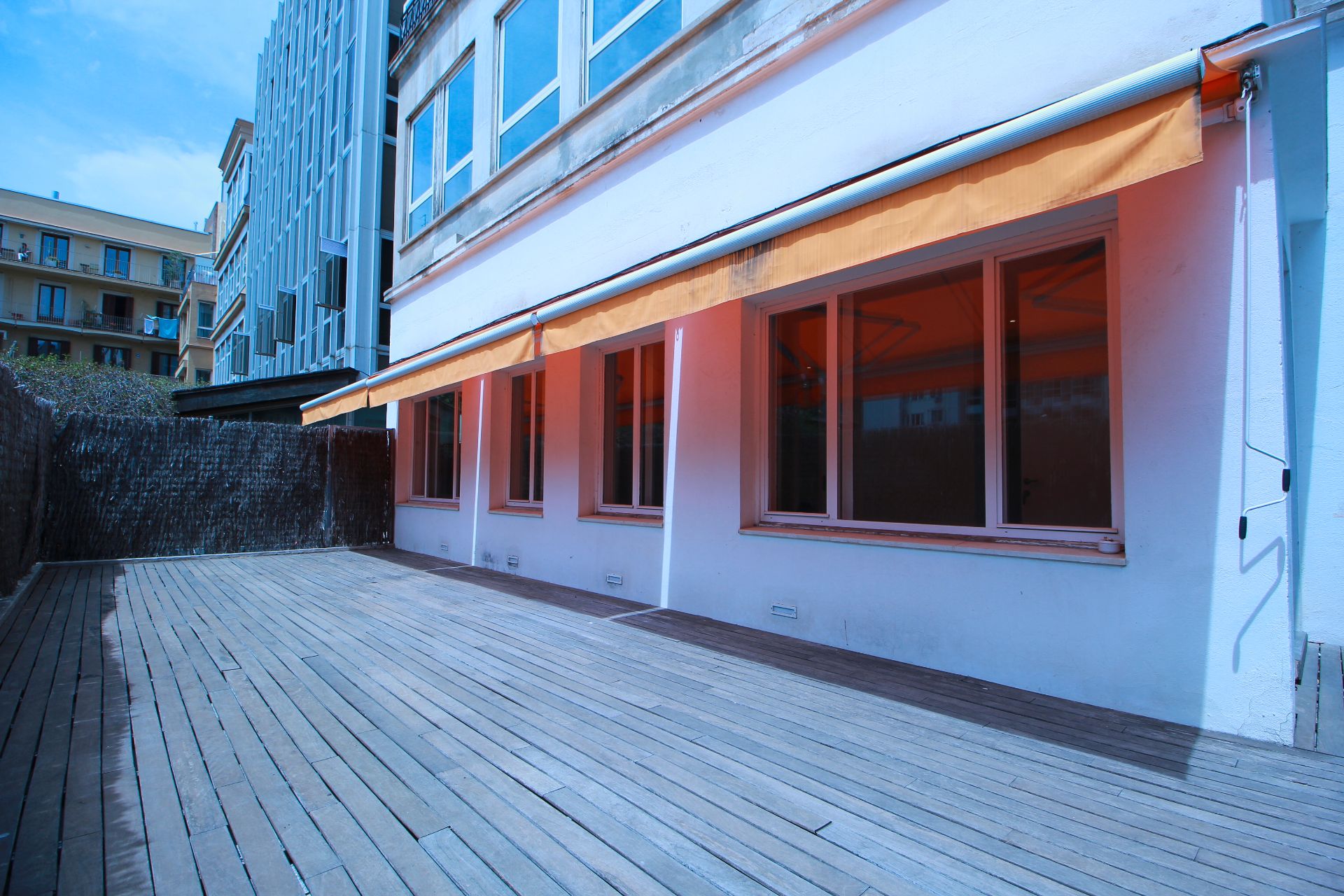 Terraza de Oficina en venta en  Barcelona Capital con Aire acondicionado y Terraza