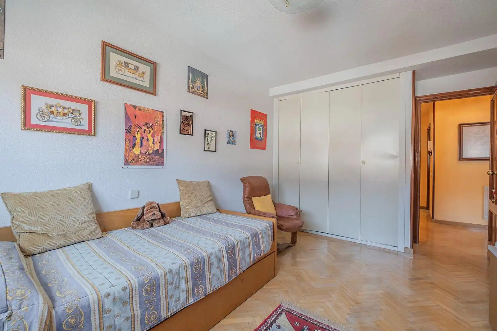 Habitación de Casa adosada en venta en Tres Cantos con Calefacción, Jardín privado y Parquet