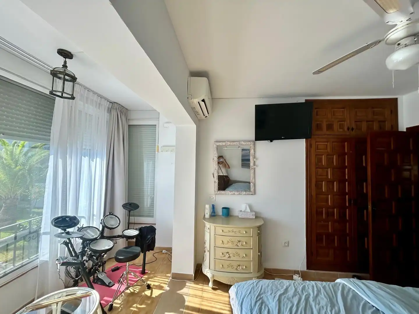 Habitación de Casa o chalet en venta en L'Alfàs del Pi con Aire acondicionado, Jardín privado y Terraza