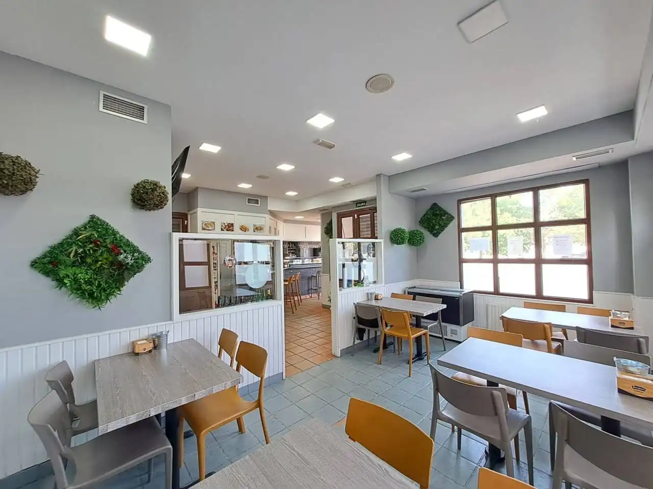 Local comercial en venta en Plaza Avelino Antolín Toledano, imagen 4