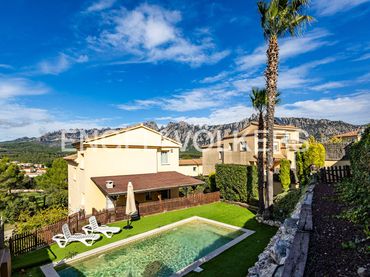 Maison avec piscine à vendre à Collbató
