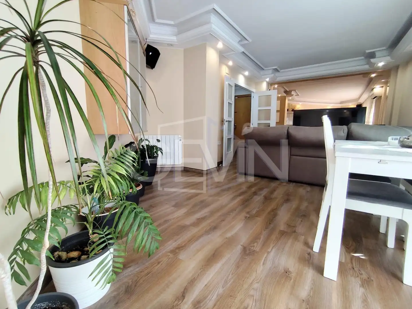 Sala de estar de Piso en venta en Santa Perpètua de Mogoda con Aire acondicionado, Calefacción y Parquet